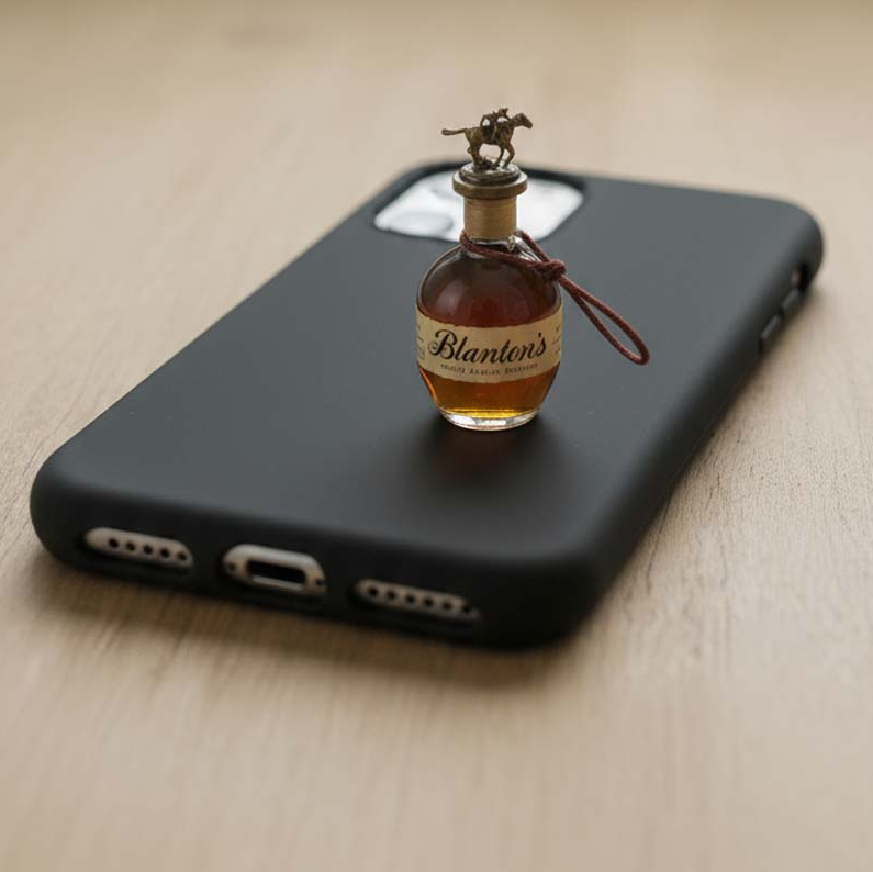 Whisky- og Øl-julekalender i miniformat – den perfekte gaven til den som “ikke ønsker seg noe”